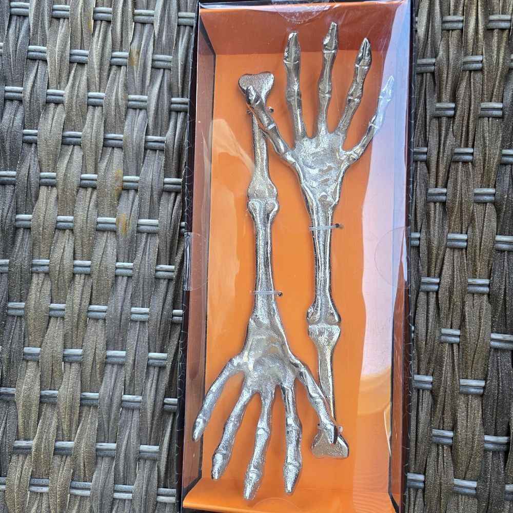 New Halloween 2 Pc. Cast‎ Aluminum Skeleton Hands  Salad Serving Set